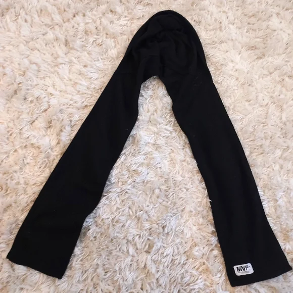 SAINTS Black Hat and Scarf Combo - Picture 4 of 4